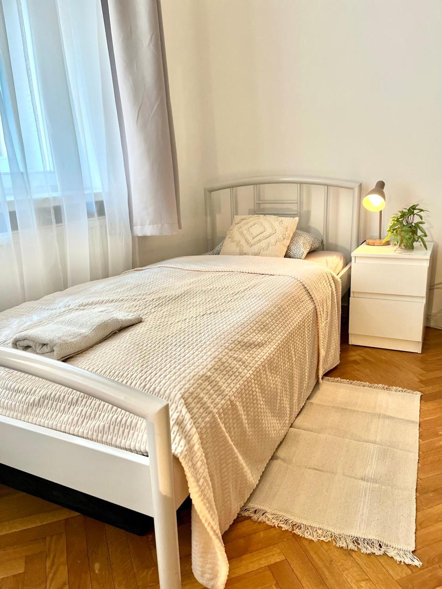 Apartment Mia - Old Town, Ac Bratislava Ngoại thất bức ảnh