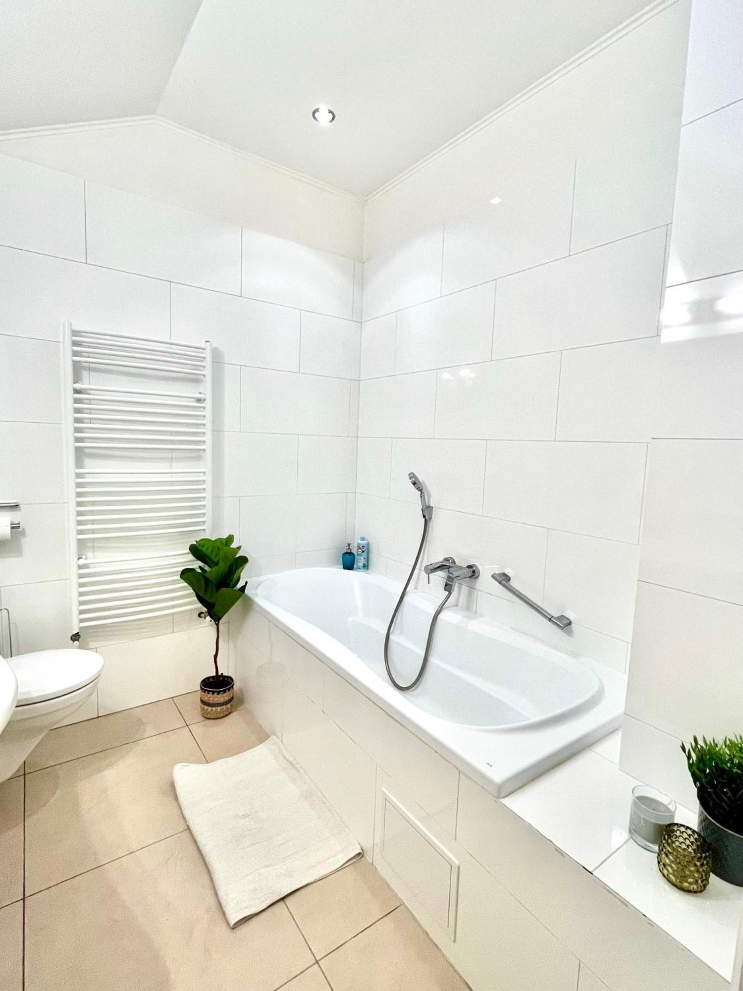 Apartment Mia - Old Town, Ac Bratislava Ngoại thất bức ảnh